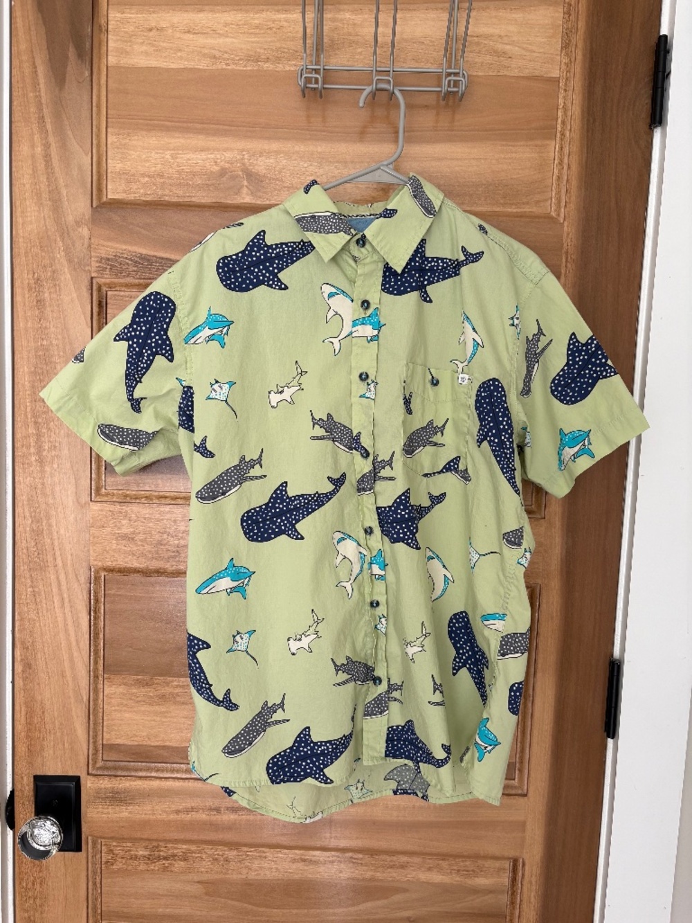 Whale Design Short Sleeve Button Up Cotton Shirt Men Large Sovereign Code